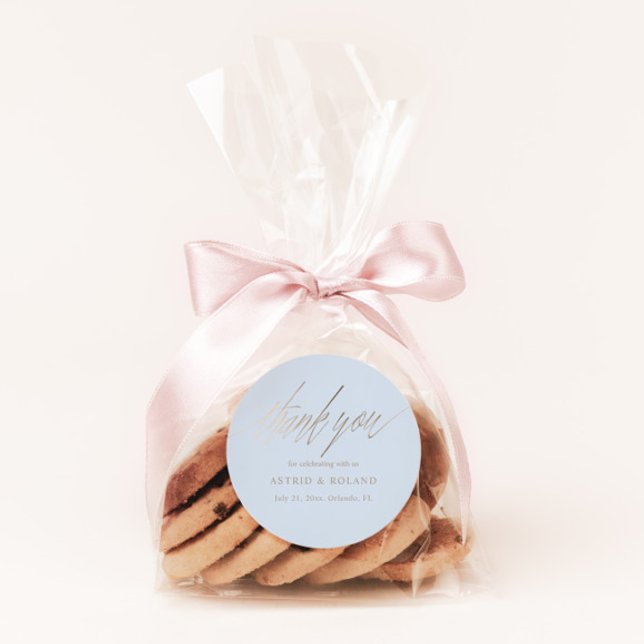 Moderne Dusty Blue & Imitats Gold Gastgeschenk Hoc Runder Aufkleber (Von Creator hochgeladen)