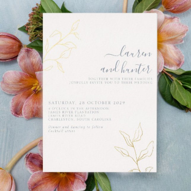 Moderne dusty Blue Script Gold Botanische Hochzeit Folieneinladung (Von Creator hochgeladen)