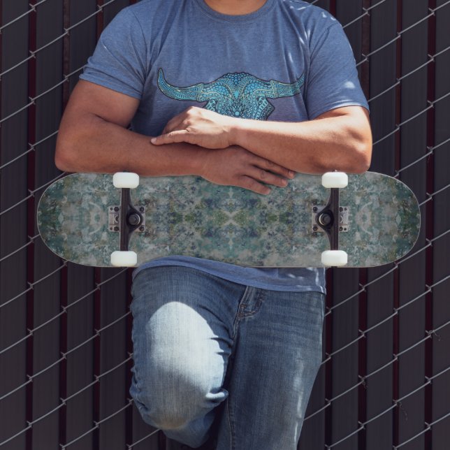 Moderne, eine Art Abstrakte Kunst in einer foggisc Skateboard (Außenbereich 3)