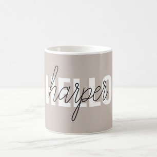 Moderne einfache braune Hallo und dein Name Kaffeetasse
