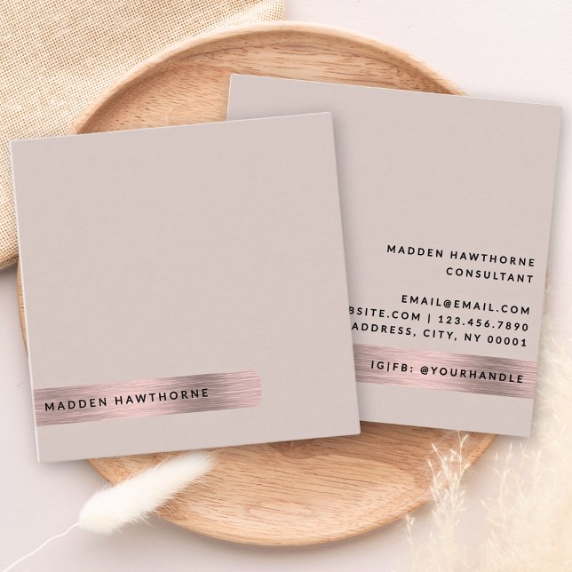 Moderne, einfache Minimal-Imitate Rose Gold Brushe Quadratische Visitenkarte (Von Creator hochgeladen)