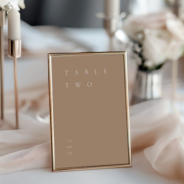 Moderne, einfache Minimalistische Beige Tan Tischn Einladung (Modern Simple Minimalist Beige Tan Table Number)