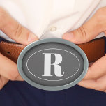 Moderne Einfache Monogramm-Trauzeugen - Hochzeitsg Ovale Gürtelschnalle<br><div class="desc">Schicken Sie Ihre Trauzeugen stilvoll mit diesem modernen Monogramm-Gürtelschnalle! Machen Sie ein Trauzeugen Geschenk, dieser Gürtelschnalle fügt Ihrem großen Tag ein besonderes Detail hinzu. ・ Karo in unserem Shop für die Koordination von Artikeln ・ Suchen Sie etwas Anderes? Senden Sie uns eine Nachricht oder eine E-Mail an stuffbystuff.shop@gmail.com für kundenspezifische...</div>
