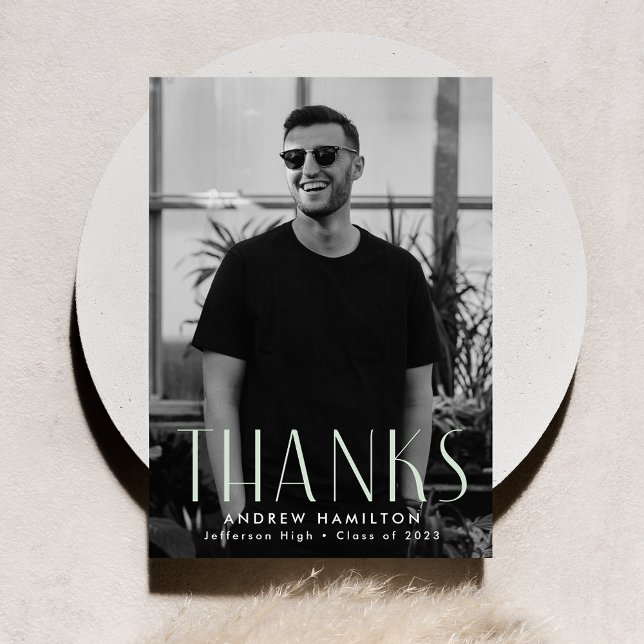 Moderne Einfachheit Minze Foto Abschluss Dankeskarte (Von Creator hochgeladen)