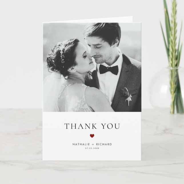 Moderne Elegance Red Typografy Wedding Dankeskarte (Vorderseite)