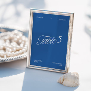 Moderne elegante blaue und weiße Hochzeitstischnum Einladung