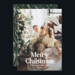 Moderne elegante botanische Aquarelltypografie Ho Feiertagskarte<br><div class="desc">Modernes vollblütiges Foto elegante rustikale Aquarellfarben getrocknete botanische florale mutierte Farben Weihnachtskarte. Grün,  Jäger grün,  schwarz,  weiß und braun,  modern auf der Trend-Farbbahn.</div>