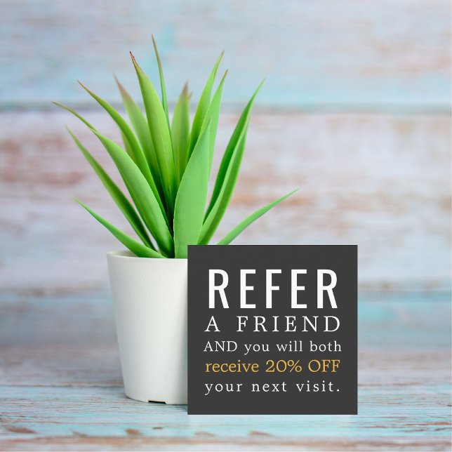 Moderne elegante Dark Beauty Salon-Referenzkarte Empfehlungskarte (Von Creator hochgeladen)