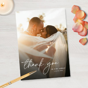 Moderne elegante einfache Schrift 2 Fotos Hochzeit Dankeskarte