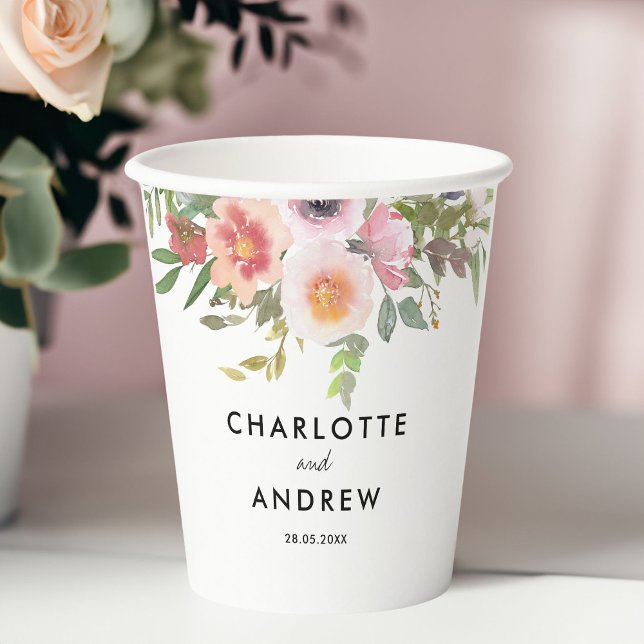 Moderne, elegante Eukalyptus-Blume Pappbecher (Modern, elegant eucalyptus flower wedding paper cups with your name and date.)