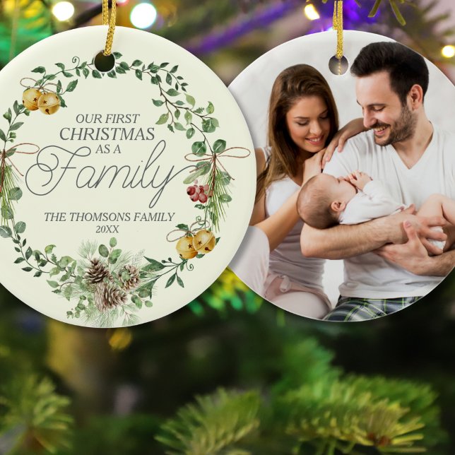 Moderne elegante grüne, botanische, florale Weihna Keramik Ornament (Von Creator hochgeladen)