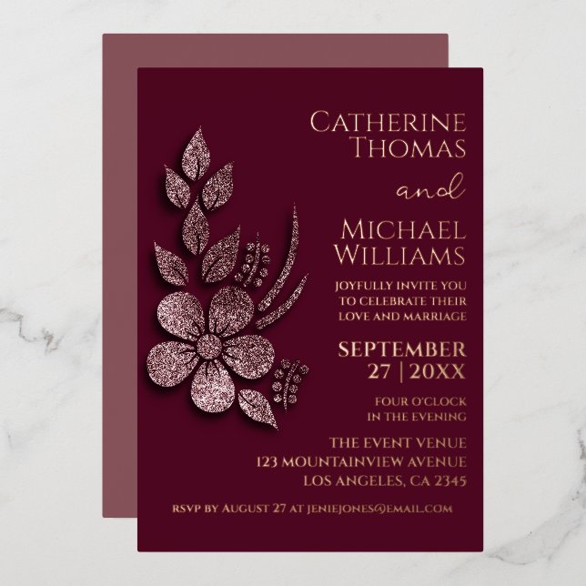 Moderne Elegante Rose Gold Glitzer Blumen & Burgun Folieneinladung (Vorderseite/Rückseite)