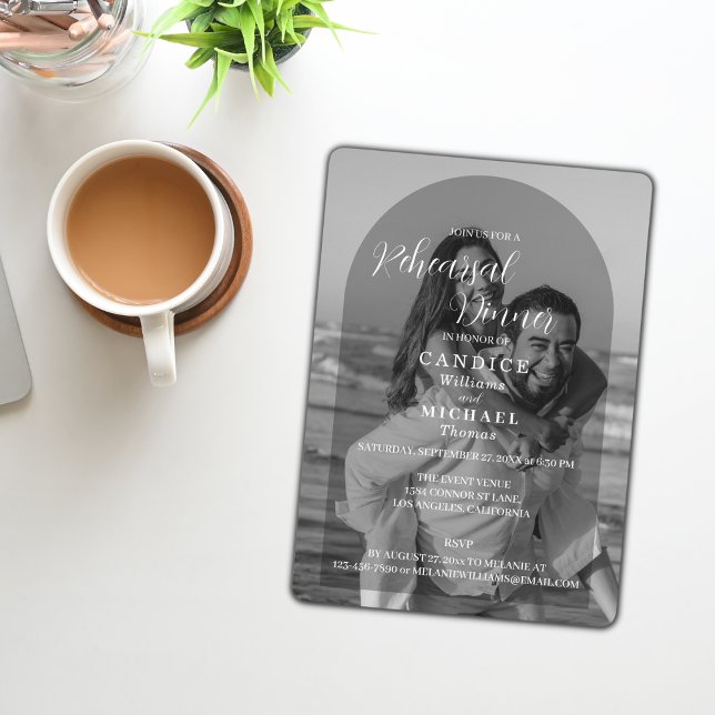 Moderne, elegante Schwarz-Weiß-Foto-Hochzeit Einladung (Von Creator hochgeladen)