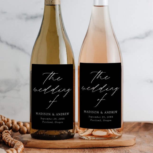 Moderne, elegante Script Black and White Wedding Weinetikett (Von Creator hochgeladen)