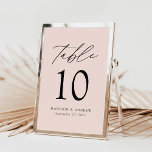 Moderne, elegante Script Blush Wedding Tischnummer<br><div class="desc">Moderne, minimalistische Hochzeitskarten mit modernem, schwarzem Schriftzeichen mit "Table" in moderner Kalligraphie-Schrift. Das Design ist mit einem Hintergrund oder einer Farbe Ihrer Wahl versehen. Das Design wiederholt sich auf der Rückseite. Zum Bestellen der Blacktable-Karten: Fügen Sie Ihren Namen, das Hochzeitdatum und die Tischnummer hinzu. Fügen Sie jede Nummer einzeln in...</div>