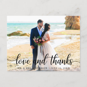 Moderne, elegante Script-Liebe dank Wedding Foto B Postkarte