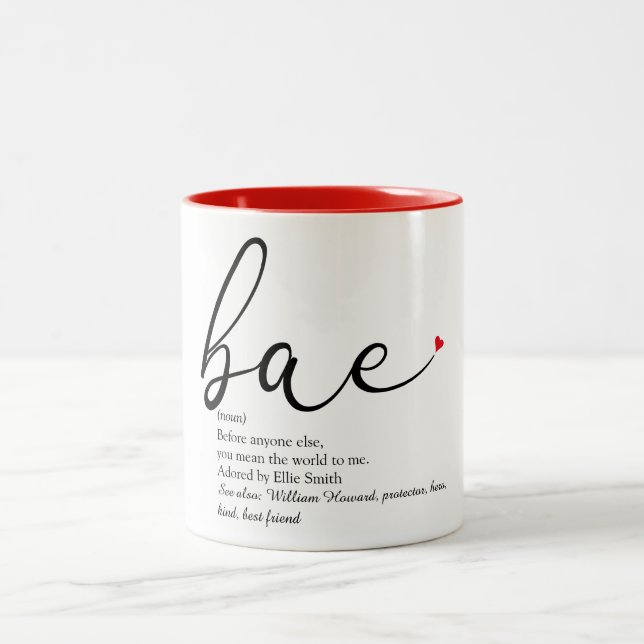 Moderne, elegante Script-Liebe Herzstück-Definitio Zweifarbige Tasse (Mittel)