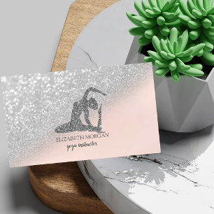 Moderne elegante silberne Glitter-Yoga-Girl-Bokeh Visitenkarte