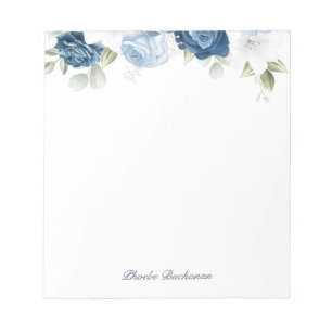 Moderne elegante staubblaue florale personalisiert notizblock
