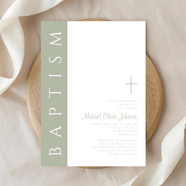 Moderne elegante Taufe mit grünem Kreuz Einladung (Modern Elegant Sage Green Cross Baptism Invitation)