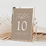 Moderne Elegante Taupe Wedding Tischnummer<br><div class="desc">Trendy, minimalistische Hochzeitskarten mit modernen, weißen Schriftzeichen mit "Table" in moderner Kalligraphie-Schrift. Das Design verfügt über einen taupe Hintergrund oder eine Farbe Ihrer Wahl. Das Design wiederholt sich auf der Rückseite. Um die taupe Tischkarten zu bestellen: Fügen Sie Ihren Namen, das Hochzeitdatum und die Tischnummer hinzu. Fügen Sie jede Nummer...</div>