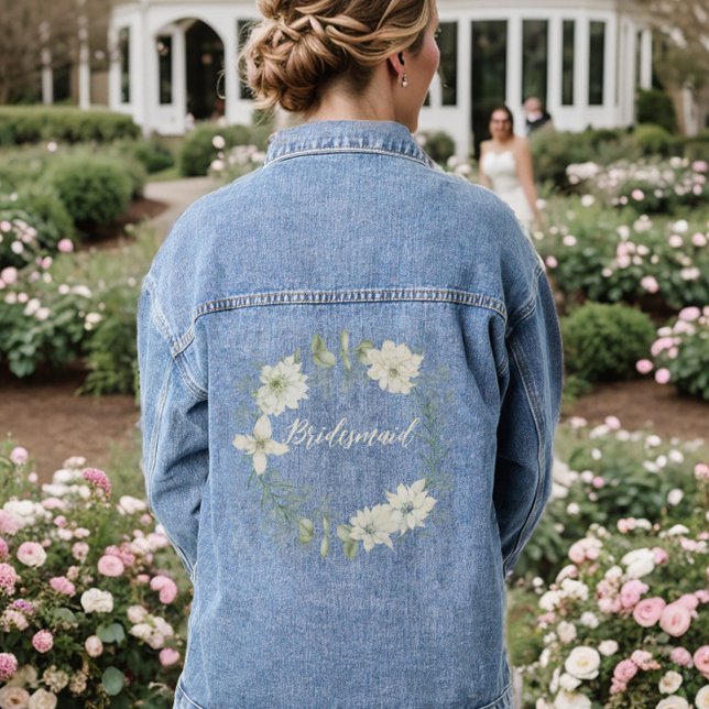 Moderne Elfenbeinschrift Personalisierte Bridesmai Jeansjacke (Personalized Bridesmaid Denim Jean Jacket, Bachelorette Party Favors, Wedding Day Bridal Party Gifts)