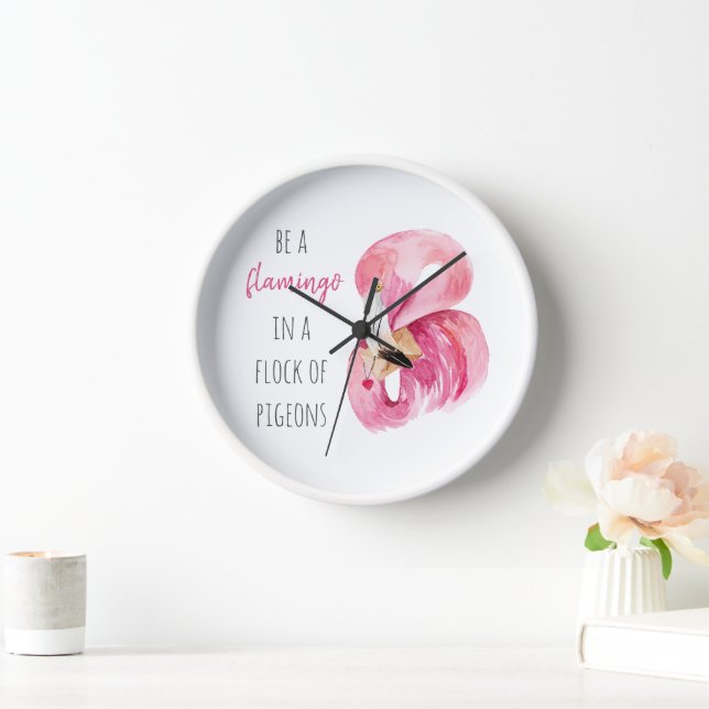 Moderne exotisch rosa Aquarellfärbung mit Zitat Uhr (Zuhause)