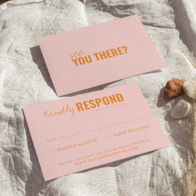 Moderne farbenfrohe Fun Retro Whimsical Wedding RSVP Karte (Von Creator hochgeladen)