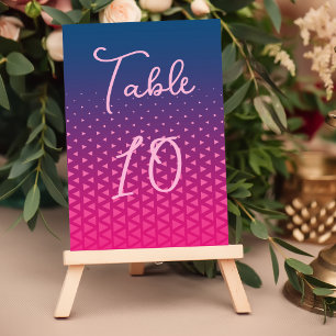 Moderne farbenfrohe rosa-blaue geometrische Hochze Tischnummer