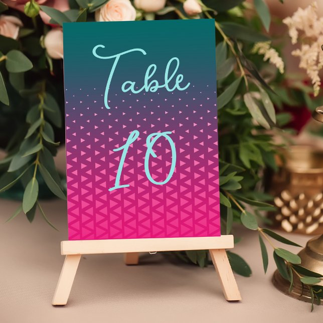 Moderne farbenfrohe rosa-grüne geometrische Hochze Tischnummer (Von Creator hochgeladen)