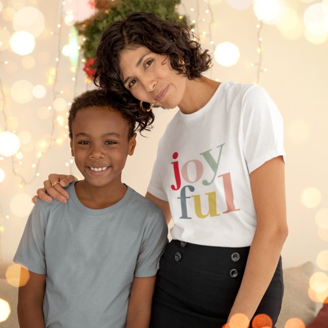 Moderne farbenfrohe Weihnachtsgeschenke T-Shirt (Von Creator hochgeladen)