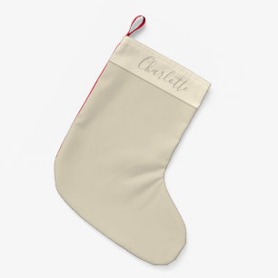 Moderne Farmhaus personalisierte Schrift Name Beig Kleiner Weihnachtsstrumpf