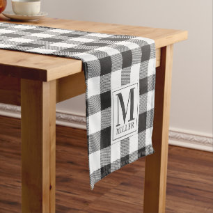 Moderne Farmhaus-Schwarz Büffel-Karo monogrammiert Kurzer Tischläufer
