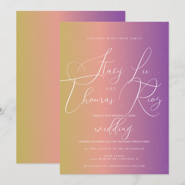 Moderne fette, helle Ombre Lila Script Wedding Einladung (Vorne/Hinten)