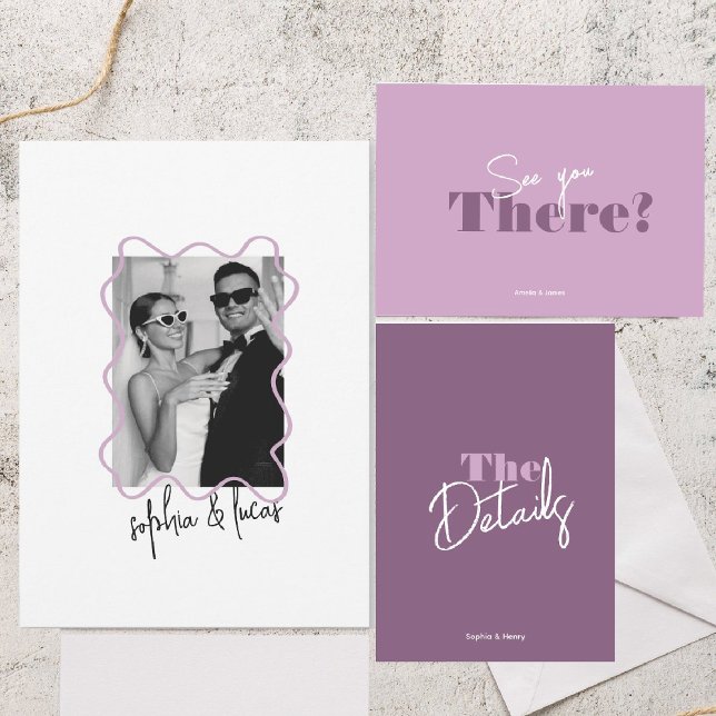 moderne, fette Minimal Lavender & lilac Wavy Weddi Einladung (Von Creator hochgeladen)