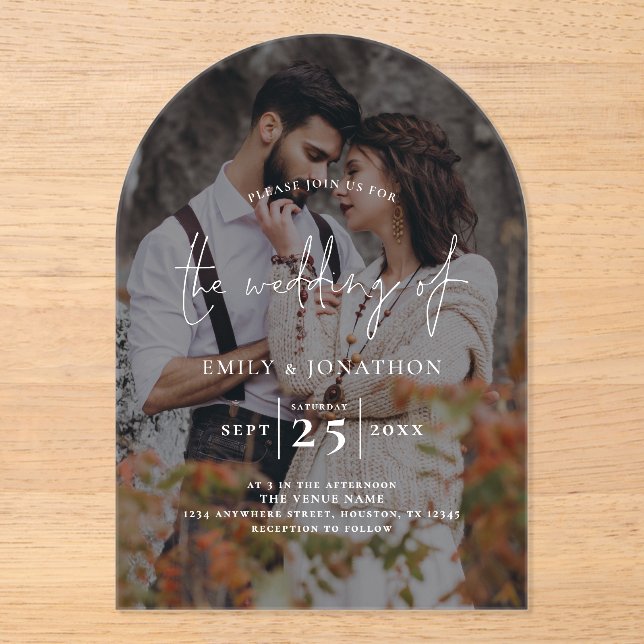 Moderne Foto Dark Overlay Script Hochzeit Acryleinladungen (Vorderseite)