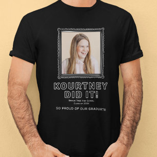 Moderne Foto hat es geschafft! Stolz Absolvent T-Shirt