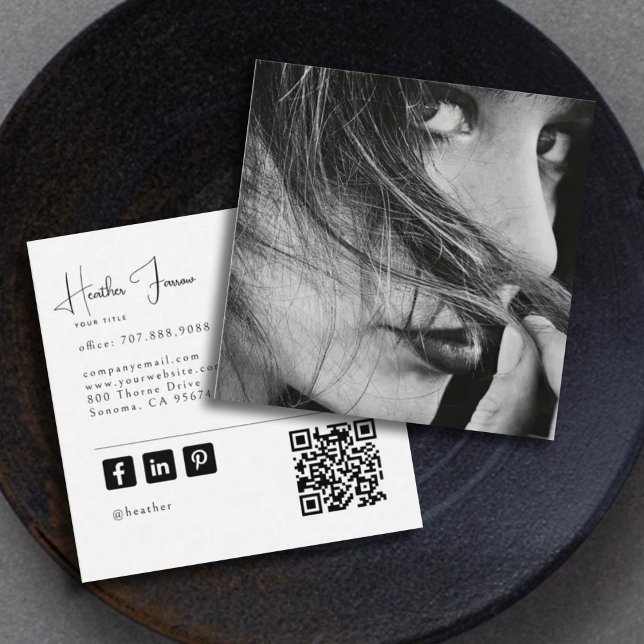 Moderne Foto Script Name Social QR Code Quadratische Visitenkarte (Von Creator hochgeladen)