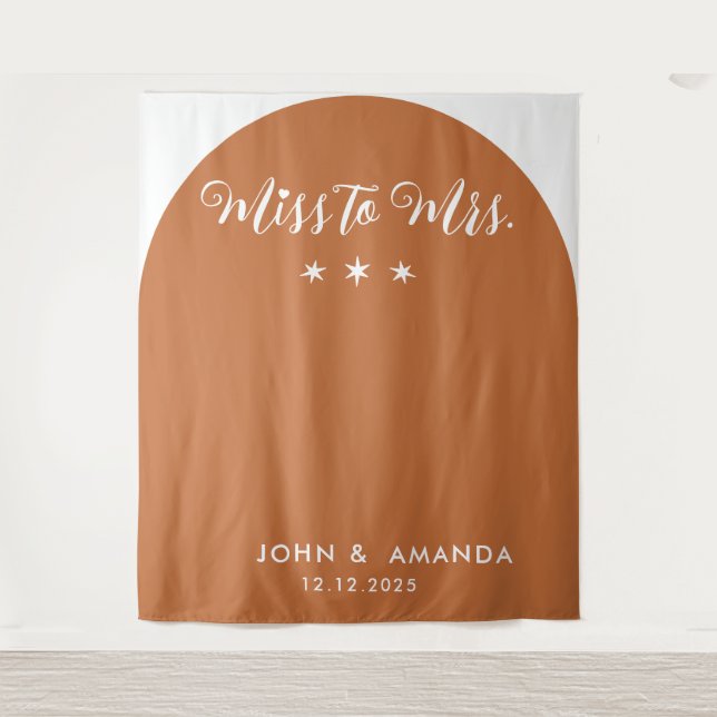 Moderne Frau Brautparty Terracotta Boho Wandteppich (Vorderseite)