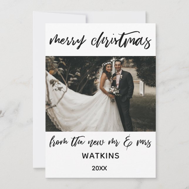 Moderne frohe Weihnachten aus New Mr. & Mrs. Foto (Vorderseite)
