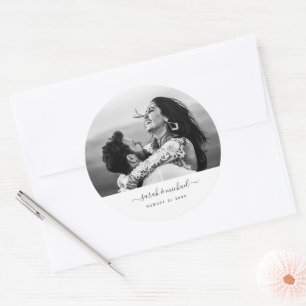 Moderne Gastgeschenk Hochzeit Save the Date Foto Runder Aufkleber