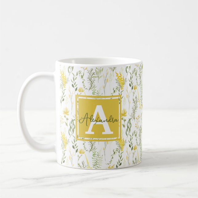 Moderne, gelbe Wildblumen florale Monogramm Kaffeetasse (Links)