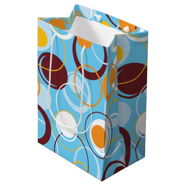 Moderne geometrische Farbkreise Gestaltungsmuster Mittlere Geschenktüte (Vorderseite Schrägansicht)