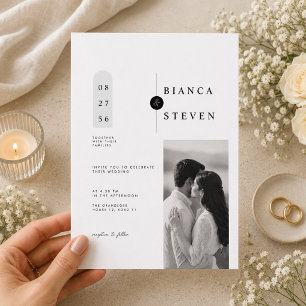 Moderne geometrische Hochzeitseinladung mit Foto. Einladung