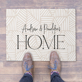 Moderne geometrische minimale Zuhause in Beige und Fußmatte