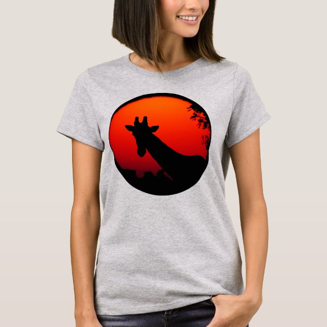 Moderne Giraffe Silhouette Orange Africa Sunset T-Shirt (Vorderseite)