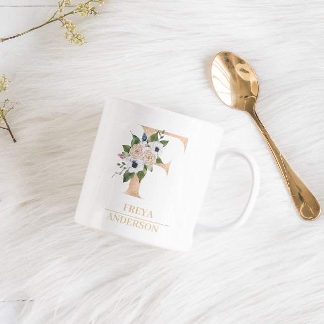 Moderne Gold-Aquarell-Blume Letter F | Monogramm Kaffeetasse (Von Creator hochgeladen)
