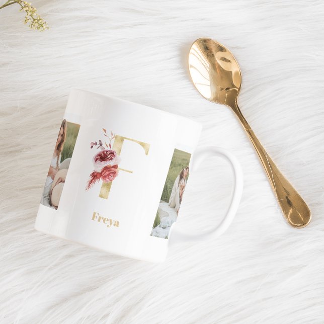 Moderne Gold-Blumen-Initiale F | Zweifoto-Monogram Kaffeetasse (Von Creator hochgeladen)