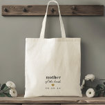 Moderne Gold Heart Mutter der Braut Geschenk Tragetasche<br><div class="desc">Maßgeschneiderte Totentasche für die Brautmutter mit klassischer moderner Typografie und goldenem Herzdesign.</div>