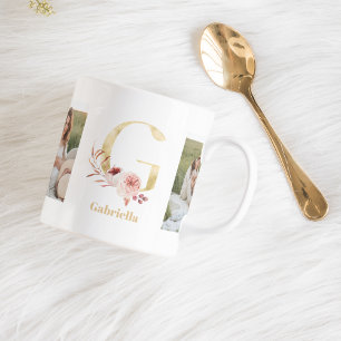 Moderne goldene Blumeninitiale G Zweifaches Foto Kaffeetasse
